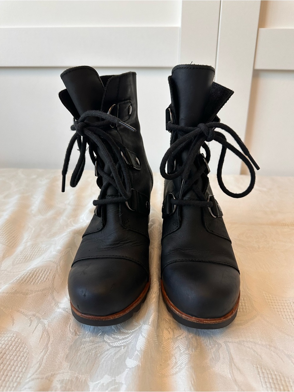 Sorel JOAN OF ARCTIC Wedge Lace Up Winter Boots Black 1627141-011 Women’s 5 - Picture 4 of 16